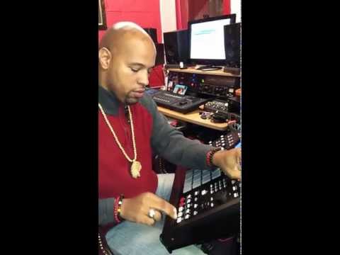 Chopping samples<br>on the Akai MPC 5000